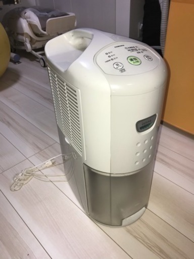 除湿機 corona コロナ 部屋干し 除菌 脱臭 大容量 イオン