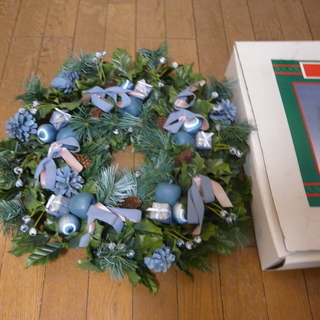 500円アイス ブルー リース クリスマス リース 壁掛け ドア リース 箱付き 千葉県より Yokoyoko 新松戸のその他の中古あげます 譲ります ジモティーで不用品の処分 500円アイス ブルー リース クリスマス リース 壁掛け ドア リース 箱付き 千葉県より Yokoyoko 新松戸のその他の中古あげます 譲ります ジモティーで不用品の処分