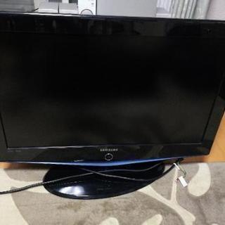 ３２インチ　液晶テレビ