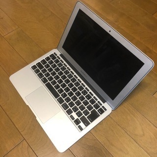 MacBook air 11インチ 250GB 連休中お渡しも可能