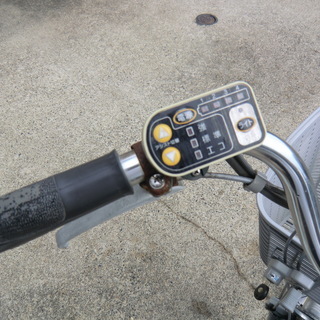 電動アシスト　三輪車