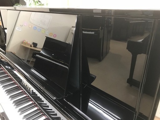 YAMAHA　中古ピアノ　UX30A