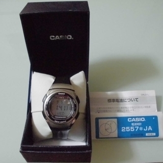 ＊お取引中＊CASIO　電波腕時計デジタルモデル（USED）