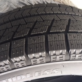 【値下げ】スタッドレスタイヤ４本セット　２１５／５５R１７　実走行少