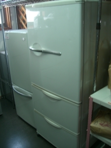 AQUA アクア ハイアール 冷蔵庫 264L AQR-261A(W)2013年製