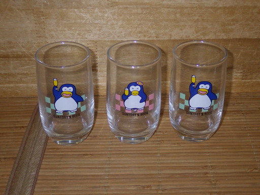 サントリー ビール ペンギン ガラスコップ しろしろ 六浦の食器 コップ グラス の中古あげます 譲ります ジモティーで不用品の処分