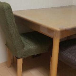 ニトリのダイニングテーブル 椅子