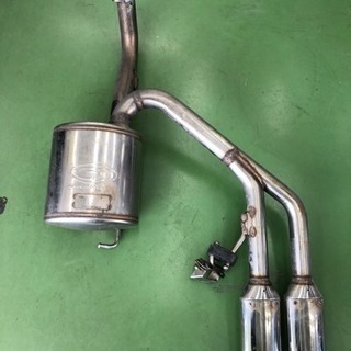 アクア NHP10 ガナドール  マフラー