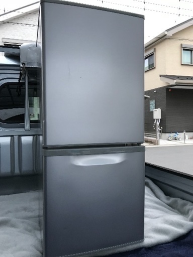 取引中。2009年製パナソニック冷凍冷蔵庫シルバー138Ｌ。千葉県内配送無料。設置無料。