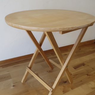 折りたたみ式／木製テーブル