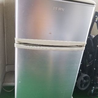 冷蔵庫　ハイアール　2004年製