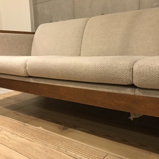 ☆値下げしました☆ アンティーク家具／天童木工製三人がけソファー