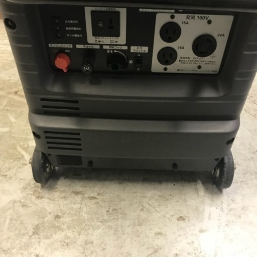 美品　ホンダ インバーター発電機 EU24i ホイール仕様 防音 車輪付き 2.4KVA