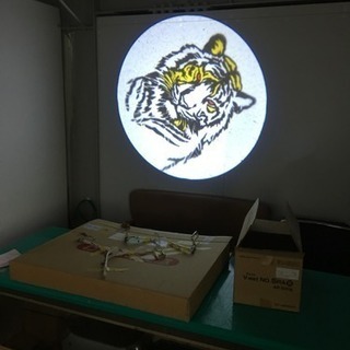 LED看板広告&LOGOプロジェクター