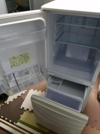 SHARP冷蔵庫　137L　現行販売品　2017年　東京　神奈川　配送可能