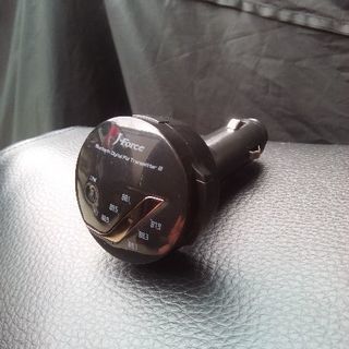 Bluetooth FM トランスミッター