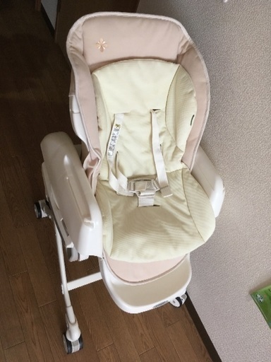 コンビ ハイ\u0026ロー チェア スウァングラック