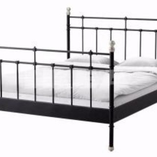 IKEA SVELVICK クイーンサイズベッド