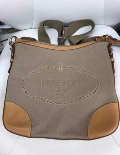 【美品】プラダ ショルダーバッグ