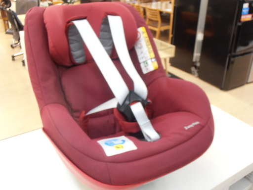 安心の1ヶ月保証付！maxi-cosi（マキシコシ）、2waypearlチャイルドシートです！