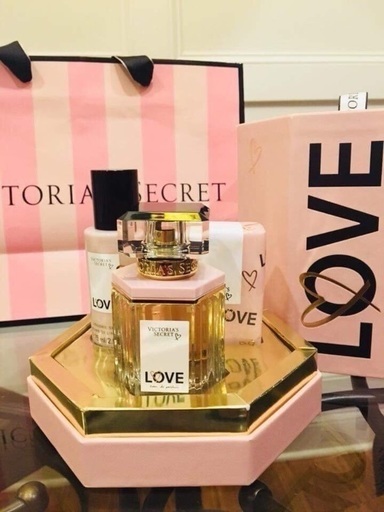 早い者勝ち 訳あり - 日本未発売 Victoria’s Secret LOVE 香水セット