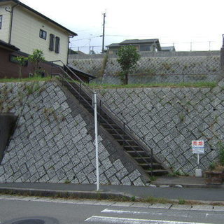 鹿児島市牟礼岡1丁目【売地】高台で櫻島眺望良63坪250万円