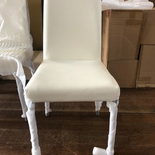 貴重なホワイト椅子！ほぼ新品！1脚980円！同じ椅子が沢山ありま...