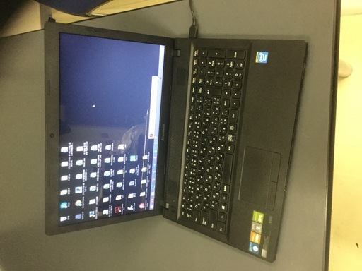 Lenovo G500ノートパソコン中古　ほぼ使っていません。
