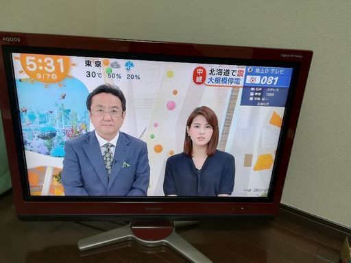 安い 9月末までSHARP/シャープ 32型BSCS液晶ハイビジョンテレビ LC ...