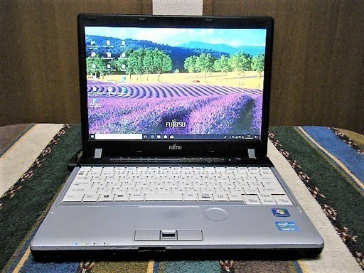 訳有/12.1型/重さ1.1kg♬/高性能Core i5/HDD250GB♪/移動用プレゼン用に♬ /富士通/MS Office✎/快適メモリ4GB♪/すぐ使えるWin10メディア作成ツール付♪/すぐ繋がるWi-Hi