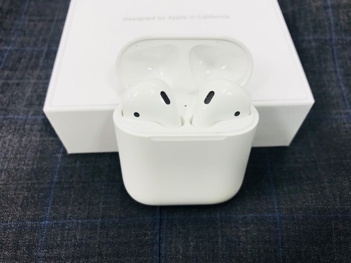 Apple AirPods ブルートゥースイヤホン