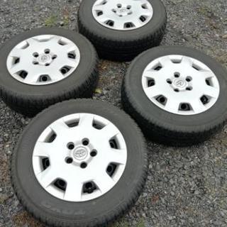 【取引中】純正ホイール 4本 70 ノア ヴォクシー スタッドレス付 - 車のパーツ