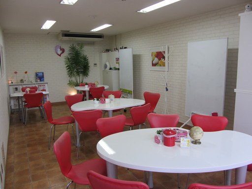 町田で 英会話喫茶 Yoshimi Ka 町田の英会話の生徒募集 教室 スクールの広告掲示板 ジモティー