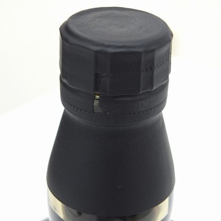 山崎18年　ウイスキー　サントリー　洋酒　700ml