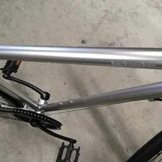 新車　クロスバイク　Sシルバー