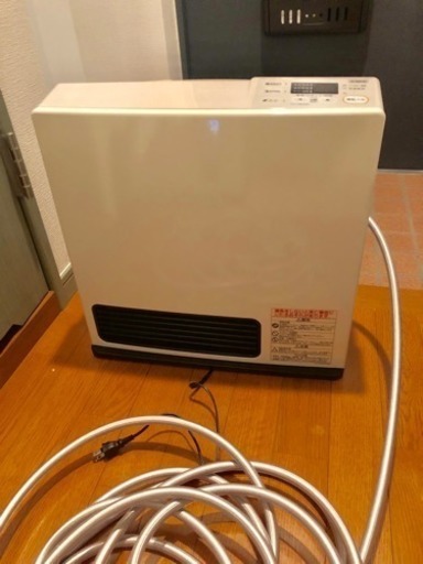 ガスファンヒーター
