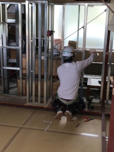 従業員募集 高級優遇 Lgs Pb 内装工事 ブルちゃん 松戸の内装職人の正社員の求人情報 株式会社team Bull S ジモティー