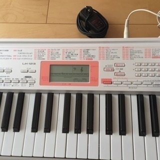 電子ピアノCASIO LK123