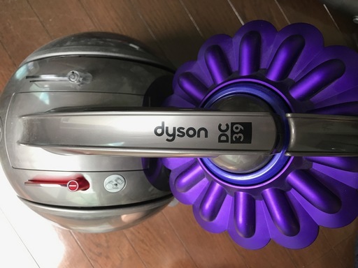 【値下げ】掃除機dyson ダイソン DC39 中古