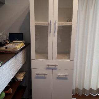 ニトリ　食器棚　キッチン　180×60×40cm ３ヶ月