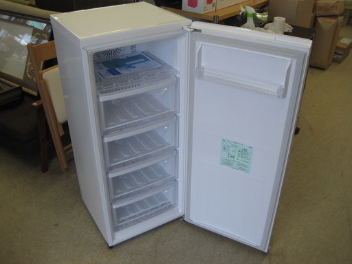 お得，2025 三菱 冷凍庫 MF-U12T ホームフリーザー 121L 1ドア 155531