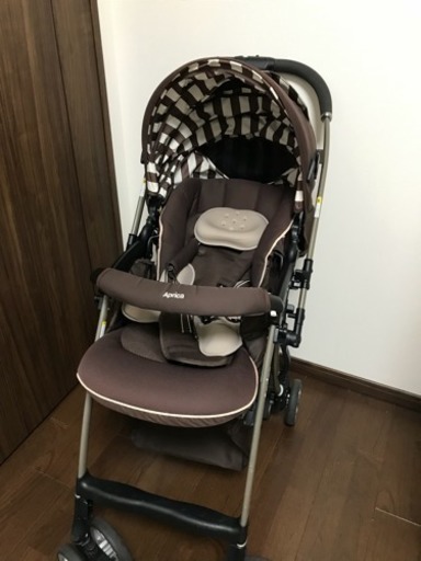 最終値下げ アップリカ ベビーカー ラクーナ