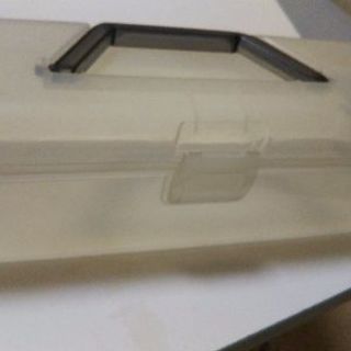 ［国産］白．半透明プラスチック製  長方形収納ケース