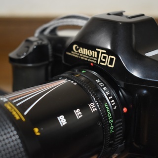 T90 交換レンズ３本(FD 20mm/F2.8含む)