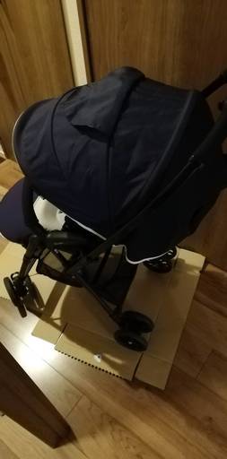 コンビ AB型ベビーカー メチャライト エッグショック