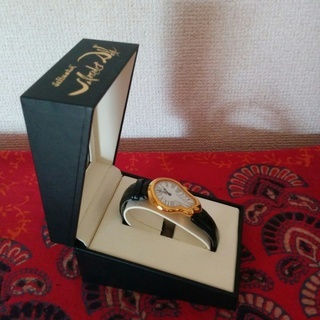 ダリ　時計　（海外輸入品、スイス製）