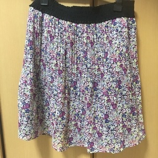 クレドソル 花柄スカート
