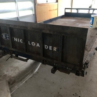 トレーラー 台車