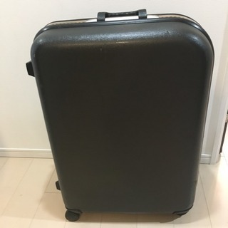 マルエム製 超大型スーツケース 大容量