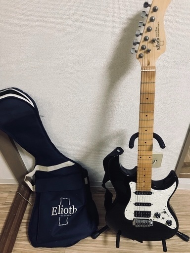 Elioth S305 ストラトタイプ ギター